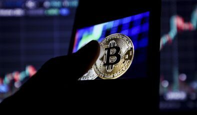 Kripto para piyasasında kurumsal satış dalgası