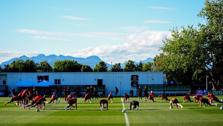 A milli futbol takımı Vancouver’da ilk idmanına çıktı