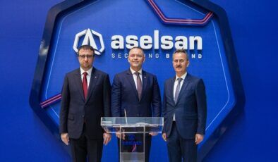 Polonya Cumhurbaşkanı Nawrocki ASELSAN tesislerini ziyaret etti