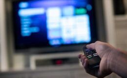 Evliler, bekarlara göre daha çok televizyon izliyor