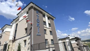 TOKİ kurasız ve şart koşmadan yirmi bin konut satıyor