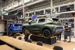 volkswagen in uygun fiyatli elektrikli modeli uretime girdi206390 1