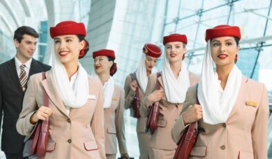 Emirates kabin memuru işe alımlarını sürdürüyor