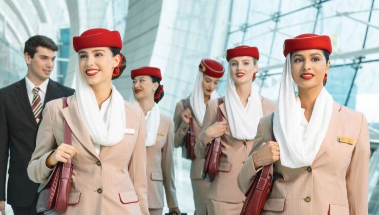 Emirates kabin memuru işe alımlarını sürdürüyor