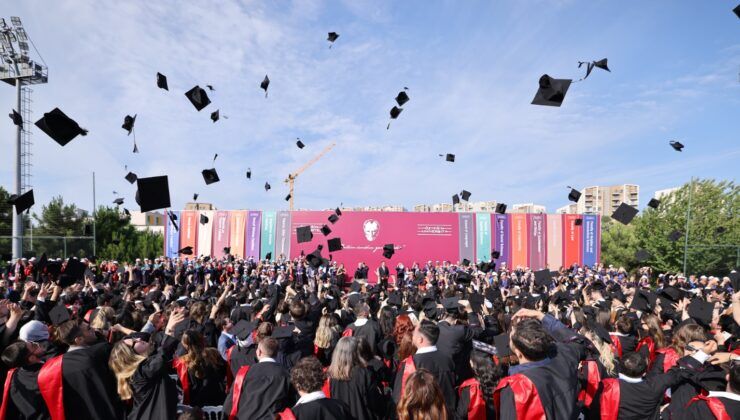 Özyeğin Üniversitesi mezun memnuniyetinde zirveye çıktı