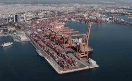 Limanlarda yılın ilk yarısında elleçlenen yük 279,1 milyon tonu aştı
