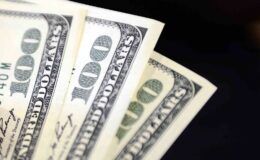 Dolar 47,38 liradan güne başladı