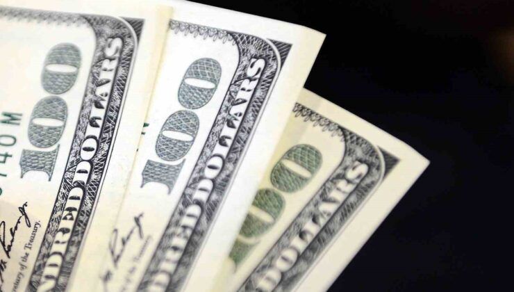 Dolar 47,38 liradan güne başladı