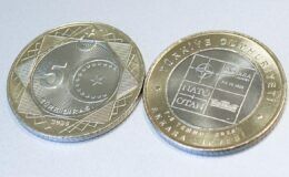 NATO Zirvesi anısına özel tasarımlı 5 lira tedavüle çıktı