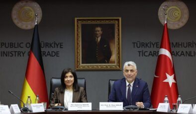 Türkiye ile Almanya ekonomik ortaklığını yeni protokolle güçlendirdi