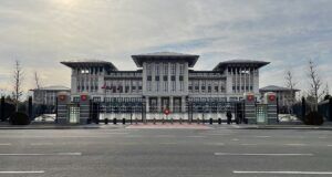 36. NATO Zirvesi için 5 liralık özel hatıra parası tedavüle çıkıyor 3 Presidential Palace Main