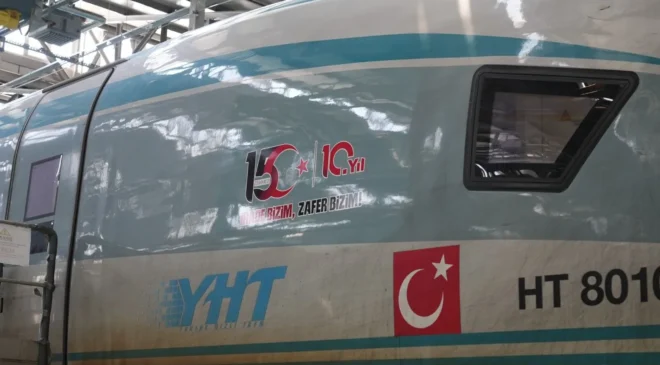 15 Temmuz’un 10. yılına özel YHT’ler seferde
