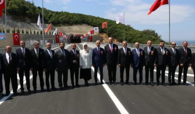 Yalova-Armutlu Yolu hizmete açıldı, seyahat süresi yarıya indi