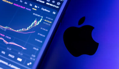 Dünyanın en değerli şirketi: Apple zirveyi geri aldı!