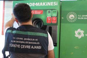 Plastik ve cam şişe iade makinelerinde kurallar değişti! 3 depozito sistemi suistimal edildi sistem degistirildi yarindan itibaren gecerli 1803638 20260716184500