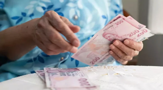 Memur emeklisinin zam farkı yarın hesaplara yatırılacak