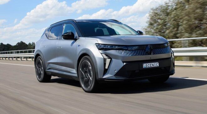 Yapay zekâ direksiyona geçti: Renault modellerine ücretsiz kablosuz güncelleme başladı
