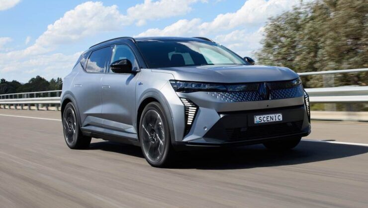 Yapay zekâ direksiyona geçti: Renault modellerine ücretsiz kablosuz güncelleme başladı