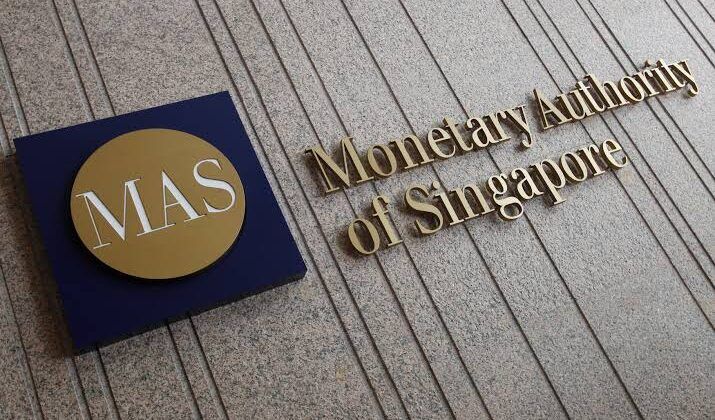 Singapur’dan sürpriz para politikası kararı