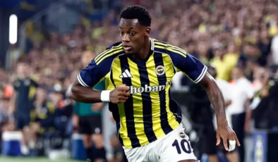 Jhon Duran Portekiz ligine gitti