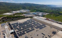 Karsan Bursa fabrikasına kurduğu güneş panelleriyle temiz enerji üretimine başladı