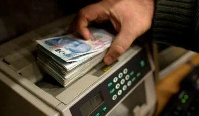 Kredilerde sıkılaşma sürüyor, üçüncü çeyrekte sınırlı gevşeme beklentisi