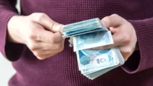Milyonlarca emeklinin beklediği zam kararı meclisten geçti 3 milyonlarca emekli bekliyordu tbmmde kabul edildi en dusuk aylik 23 bin 552 tl olacak 1803265 202607142230 20260714223048 2