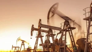 ABD’nin operasyonu petrol piyasasını vurdu ve akaryakıt zammı kapıya dayandı!