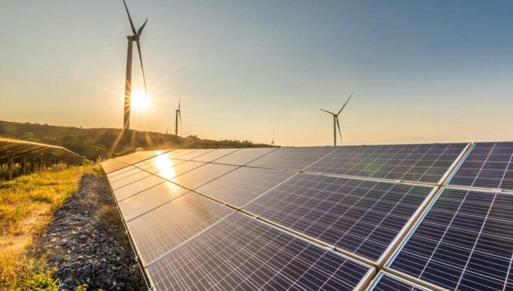 Temiz enerjide kurulu güç ikiye katlandı