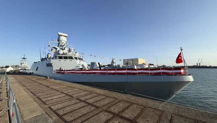 TCG Burgazada Belçika’da ziyaretçilerini ağırlıyor