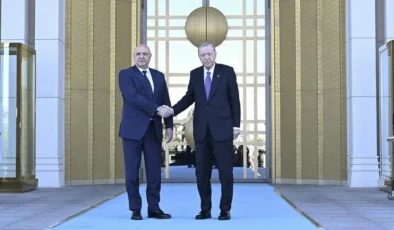 Cumhurbaşkanı Erdoğan Lübnan Cumhurbaşkanı Avn’ı Külliye’de resmi törenle karşıladı