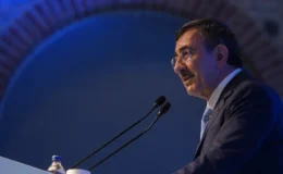 Yılmaz: Mal ve hizmet ihracatı 400 milyar doları aştı