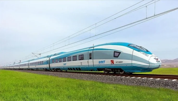 Ankara-İstanbul hızlı tren seyahat süresi 4 saatin altına iniyor