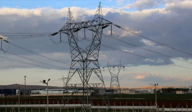 Türkiye’nin elektrik kurulu gücü 126 bin megavatı aştı