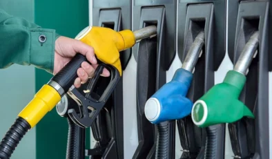 Benzine zam geldi pompa fiyatları güncellendi
