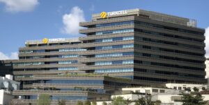 Turkcell’den ikinci çeyrekte 71,8 milyar TL gelir