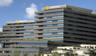 Turkcell’den ikinci çeyrekte 71,8 milyar TL gelir