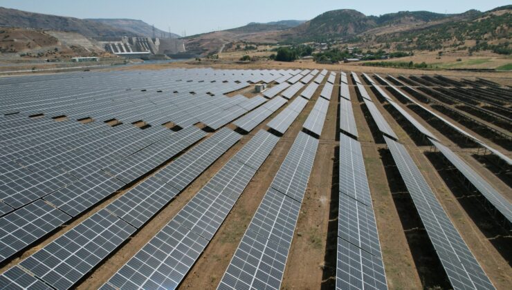 Cengiz Enerji temmuz ayında iki virgül beş milyon kişiyi yenilenebilir enerjiyle aydınlattı