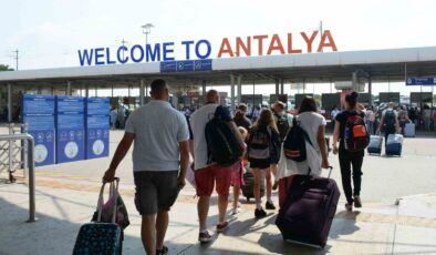 Antalya’da turizm ağustosta hızlandı, doluluk yüzde 95’i aştı