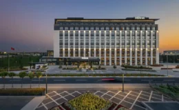 Küresel havacılık merkezine üst düzey konaklama hamlesi
