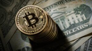 Bitcoin’den18 günlük dipten dönüş
