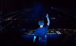 Tiësto İstanbul’u salladı: Yenikapı’da tarihi gece