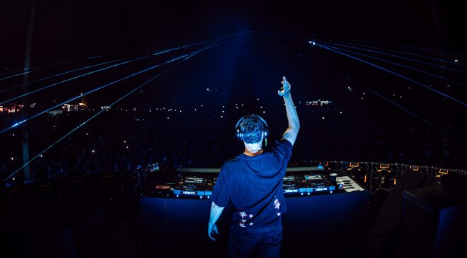 Tiësto İstanbul’u salladı: Yenikapı’da tarihi gece