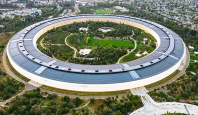 Apple, Siri için yayıncılarla içerik lisans görüşmesi yürütüyor