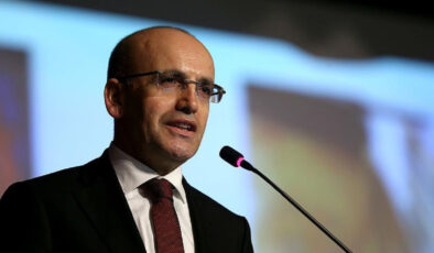 Bakan Şimşek: Jeopolitik gelişmelere rağmen mali disiplini koruyoruz
