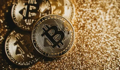 Bitcoin’de ibre tersine döndü üç ay sonra bir ilk