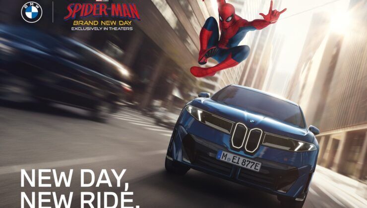 BMW araç ekranlarında reklam göstermeye başladı