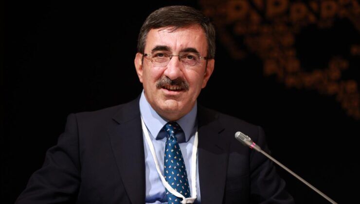 Cevdet Yılmaz: İhracat Cumhuriyet tarihinin zirvesine ulaştı