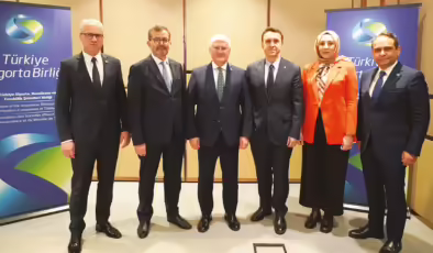 Sigortacılık sektöründe yapay zekâ ve 2030 hedefleri