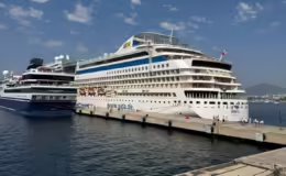 Bodrum limanında kruvaziyer hareketliliği